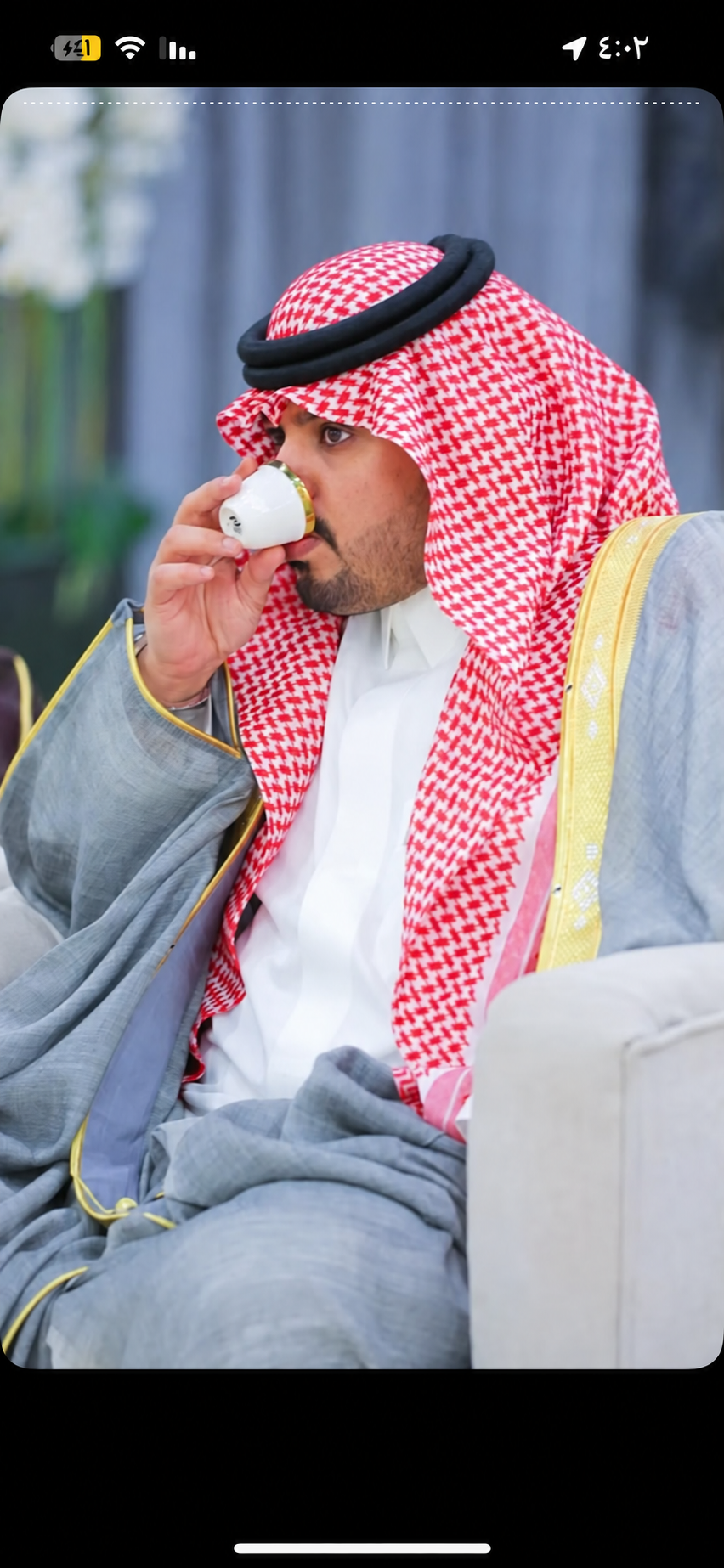 دعيج منيف بن مسيرير أثناء تناول القهوة العربية